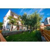 Apartments in Starigrad-Paklenica 6841