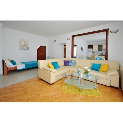 Apartments Roza