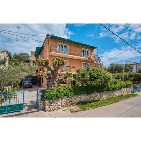 Apartments with a parking space Mali Losinj (Losinj) - 7972