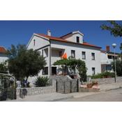 Apartments with a parking space Mali Losinj (Losinj) - 8090