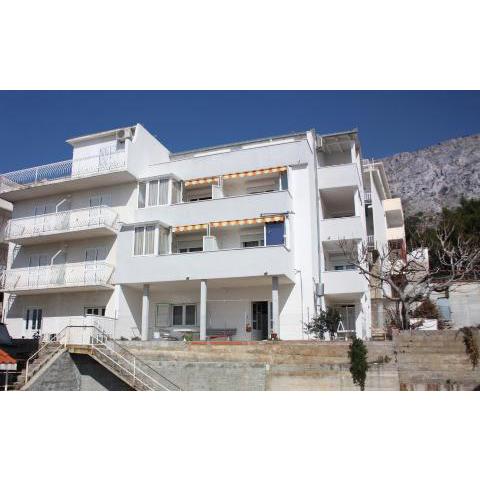 Apartments with a parking space Nemira, Omis - 6070