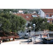 Apartments with a parking space Podaca, Makarska - 6050