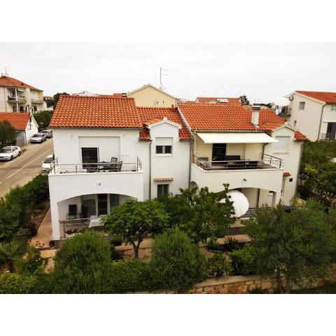 Apartments with a parking space Vodice - 19340