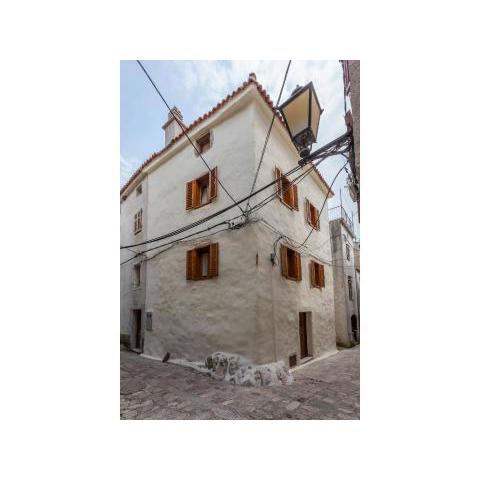 Apartments with WiFi Vrbnik, Krk - 15721