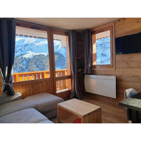 Appartement 3 étoiles avec balcon, vue montagne à Méribel Mottaret