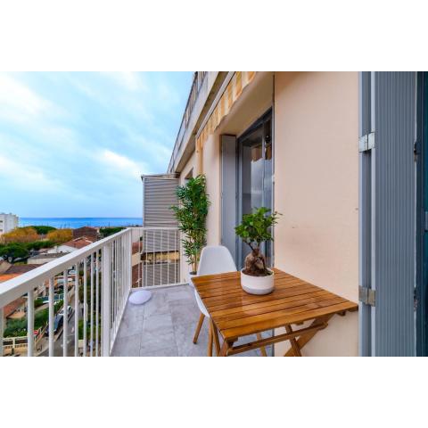 Appartement d'une chambre a Cannes a 500 m de la plage avec vue sur la mer balcon et wifi