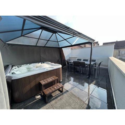 Appartement haut de gamme avec Jacuzzi Champagnole