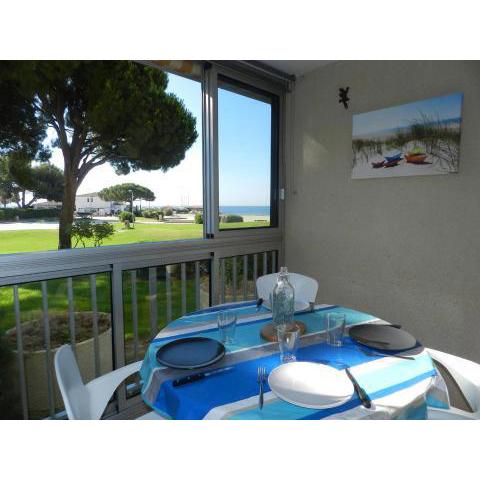 Appartement La Londe-les-Maures, 2 pièces, 6 personnes - FR-1-713-67