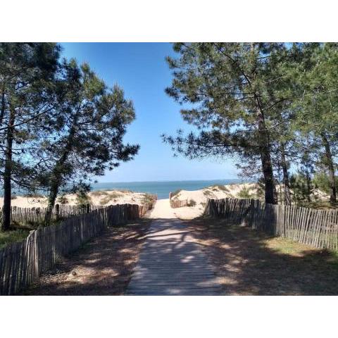 Appartement lumineux à 100 mètres de la plage