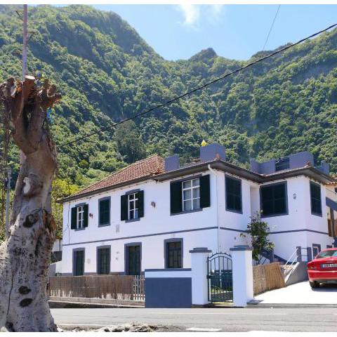 Arco de Sao Jorge Guesthouse