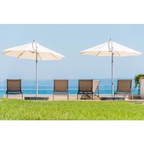 Arelia Beachfront Sea View Apartment