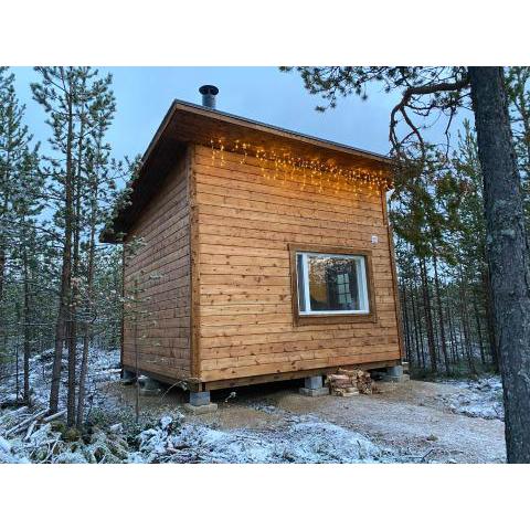 Aurora Husky Hut