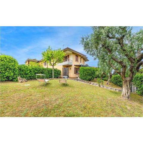Awesome home in Desenzano del Garda with WiFi and 3 Bedrooms