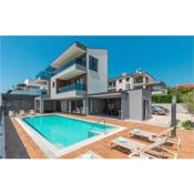 Awesome home in Fazana with Outdoor swimming pool, WiFi and Outdoor swimming pool