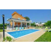 Awesome home in Kanfanar with 4 Bedrooms, WiFi and Outdoor swimming pool