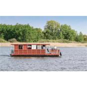 Awesome ship-boat in Neustrelitz with 2 Bedrooms and WiFi