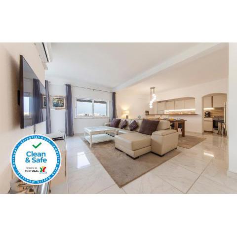 B57 - Marachique 2 Bed Flat