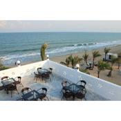 Baanmontra Beach Resort - Bankrut