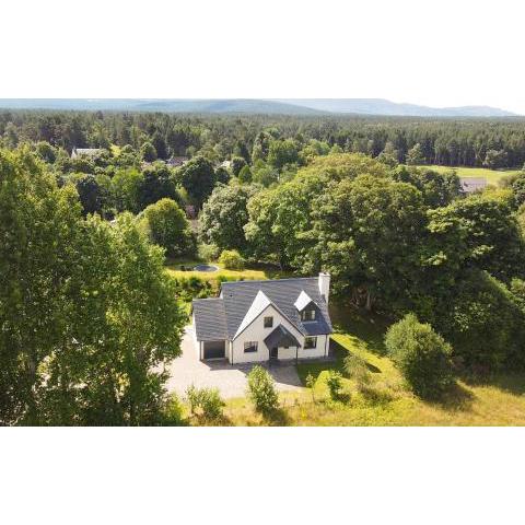 Balnagowan Cottage