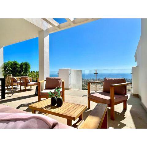 Bayview - Unique Top modern duplex penthouse with sea views and a private hot tub by Solrentspain