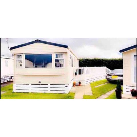 Beautiful 3 bed Static Caravan with Snowdon views in Caernarfon