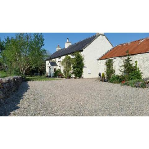 Beautiful 300 year old traditional country cottage