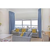 Beautiful Aberdovey Seafront Apartment 2