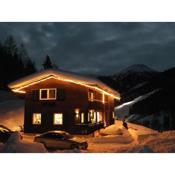 Beautiful and very luxurious chalet in walking and skiing area Innerkrems