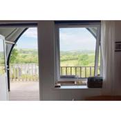 Beautiful bolt hole for 2 with breathtaking views