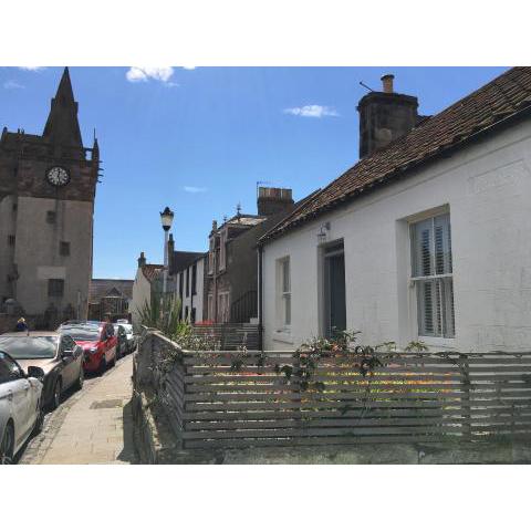 Beautiful Coastal Cottage in Pittenweem