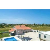 Beautiful home in Fazana with Outdoor swimming pool, WiFi and 3 Bedrooms