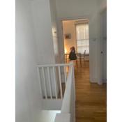 Beautiful one bedroom flat in the heart of Notting Hill Gate