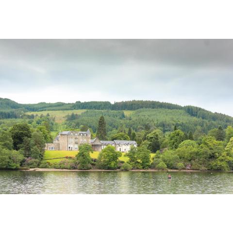 Benoch Lomond Castle