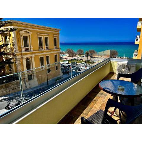 Blue Elegance City Center Heraklion Apartment