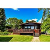 Bluebell Lodge 10 with Hot Tub