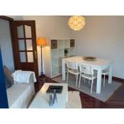 Bonito apartamento en Cangas al lado playa Rodeira