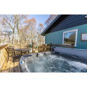 Bracken Lodge 6 with Hot Tub