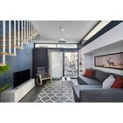 Brand New Central Modern Loft Smart Design! #144