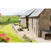 Brecon Beacons Barn with Hot Tub