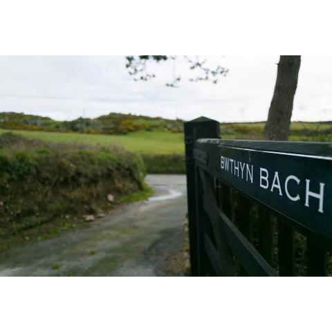 Bwthyn Bach