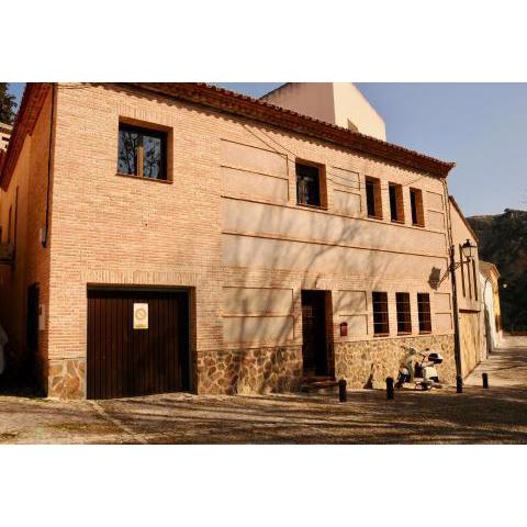 CASA ANDAQUE con Parking y Patio en el Centro Histórico