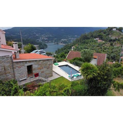 Casa da Lage - Gerês - Piscina privada