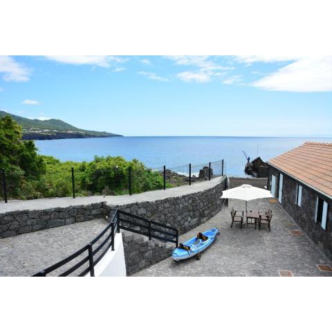 Casa dos Botes - WhaleBoat House