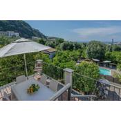 Casa Gege', for up to 5 guests, shared pool, Sorrento center