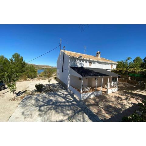 Casa rural con piscina El Cabezo