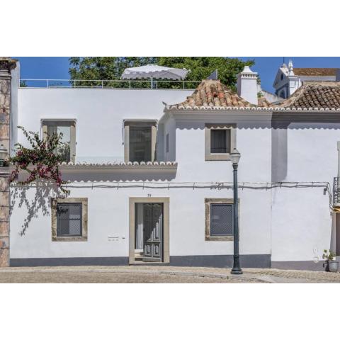 Casa Trindade, encanto no coração de Tavira