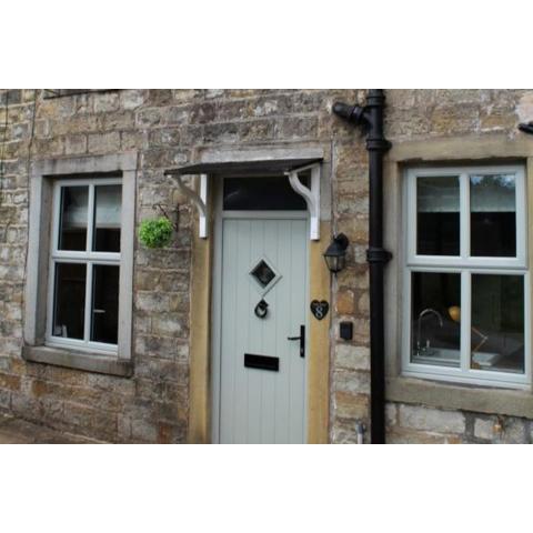 Caterpillar Cottage, tucked away in Kelbrook