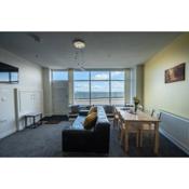 Central Tenby North Beach Apartment with Parking