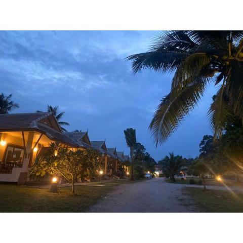 Chaithalay Khanom Resort