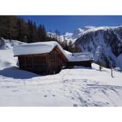 Chalet Biene - Swiss Alp Chalet with Sauna and Jacuzzi